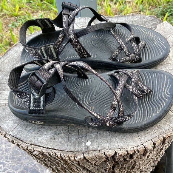 Chaco Shoes - Chaco women Sz 8 sandals